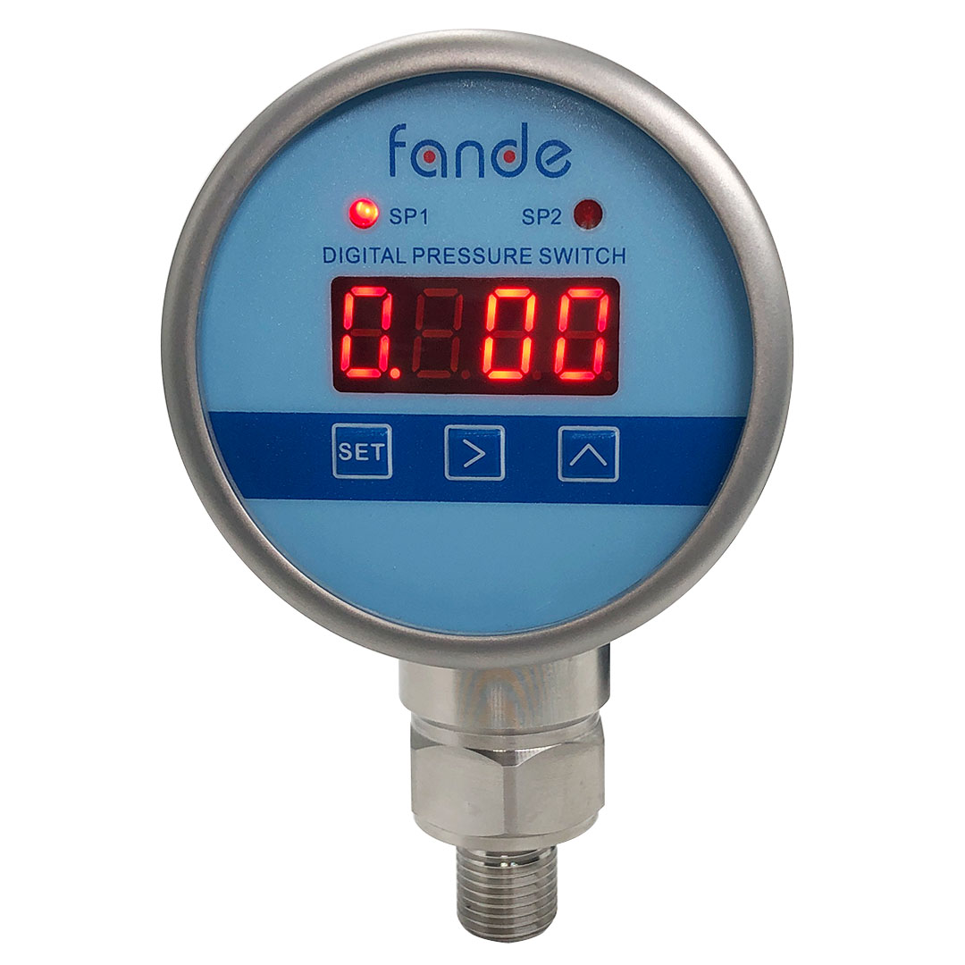 Pressure clearance gauge switch