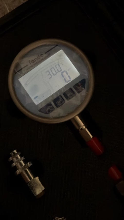 2500bar digital pressure gauge